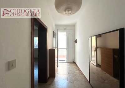 Rif.44 - SANT'ANNA, APPARTAMENTO CON GARAGE. Euro 83.000.