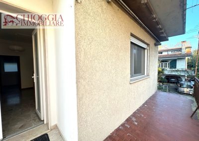 Rif.44 - SANT'ANNA, APPARTAMENTO CON GARAGE. Euro 83.000.