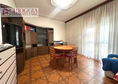 RIF.76 - CHIOGGIA, SALONI - APPARTAMENTO CON GARAGE