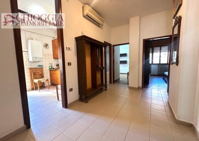 RIF.76 - CHIOGGIA, SALONI - APPARTAMENTO CON GARAGE
