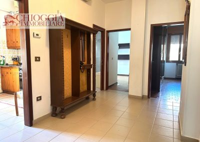 RIF.76 - CHIOGGIA, SALONI - APPARTAMENTO CON GARAGE
