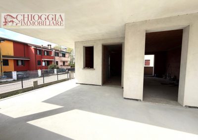 RIF.812 - VALLI DI CHIOGGIA, VILLA AL GREZZO. Euro 165.000.