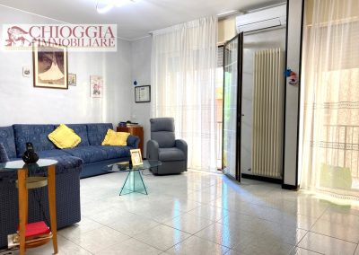 RIF.36 - SOTTOMARINA - 80 mq, DUE CAMERE MATRIMONIALI.