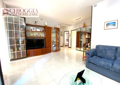 RIF.36 - SOTTOMARINA - 80 mq, DUE CAMERE MATRIMONIALI.