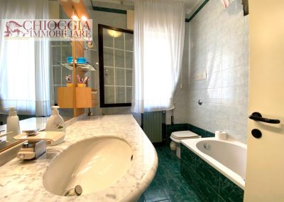 RIF.36 - SOTTOMARINA - 80 mq, DUE CAMERE MATRIMONIALI.