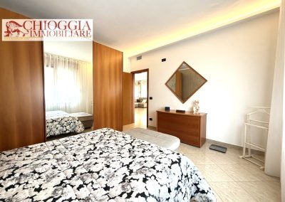 RIF.143 - SOTTOMARINA, APPARTAMENTO INDIPENDENTE CON 2 CAMERE, TERRAZZO E CANTINA