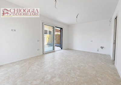 RIF.62B - PRONTA CONSEGNA, VILLA CON GIARDINO.