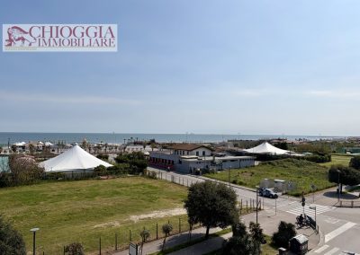 RIF.141 - SOTTOMARINA, 100 mq VISTA MARE.