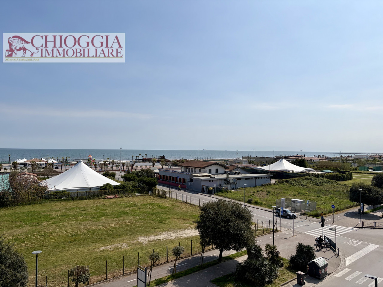 RIF.141 – SOTTOMARINA, 100 mq VISTA MARE.