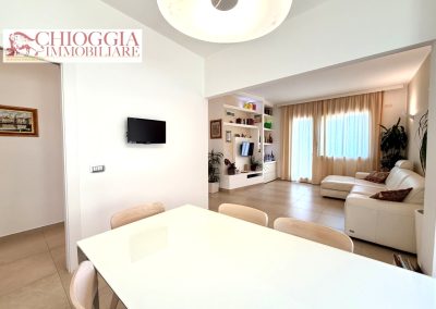 RIF.141 - SOTTOMARINA, 100 mq VISTA MARE.
