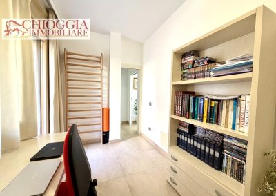 RIF.141 - SOTTOMARINA, 100 mq VISTA MARE.