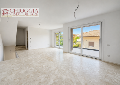 RIF.62B - PRONTA CONSEGNA, VILLA CON GIARDINO.
