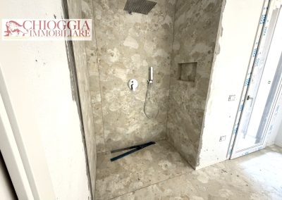 RIF.62B - PRONTA CONSEGNA, VILLA CON GIARDINO.