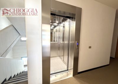 RIF.868 - ISOLAVERDE, APPARTAMENTO CON VISTA SULLE PISCINE.
