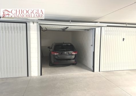 RIF.121 – SOTTOMARINA, GARAGE IN PALAZZINA DI NUOVA COSTRUZIONE