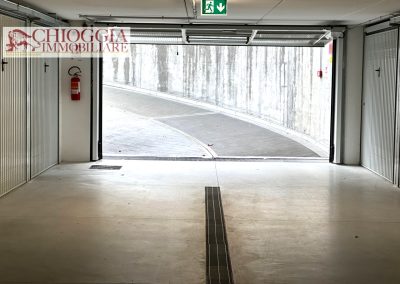 RIF.121 - SOTTOMARINA, GARAGE IN PALAZZINA DI NUOVA COSTRUZIONE