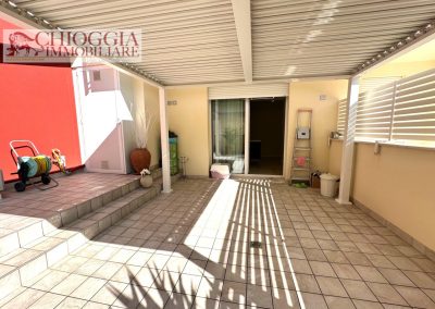 RIF.9 - "CA' DELLA MORA", SPLENDIDO APPARTAMENTO IN CENTRO CON GARAGE.