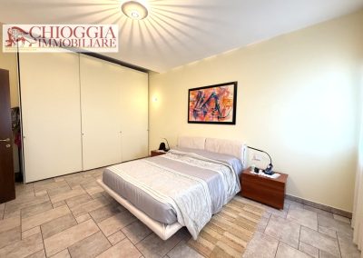 RIF.94 - CASA SINGOLA CON GIARDINO. Euro 260.000.