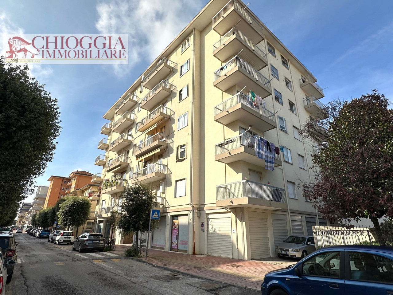 RIF.65 – SOTTOMARINA, APPARTAMENTO CON TRE CAMERE.