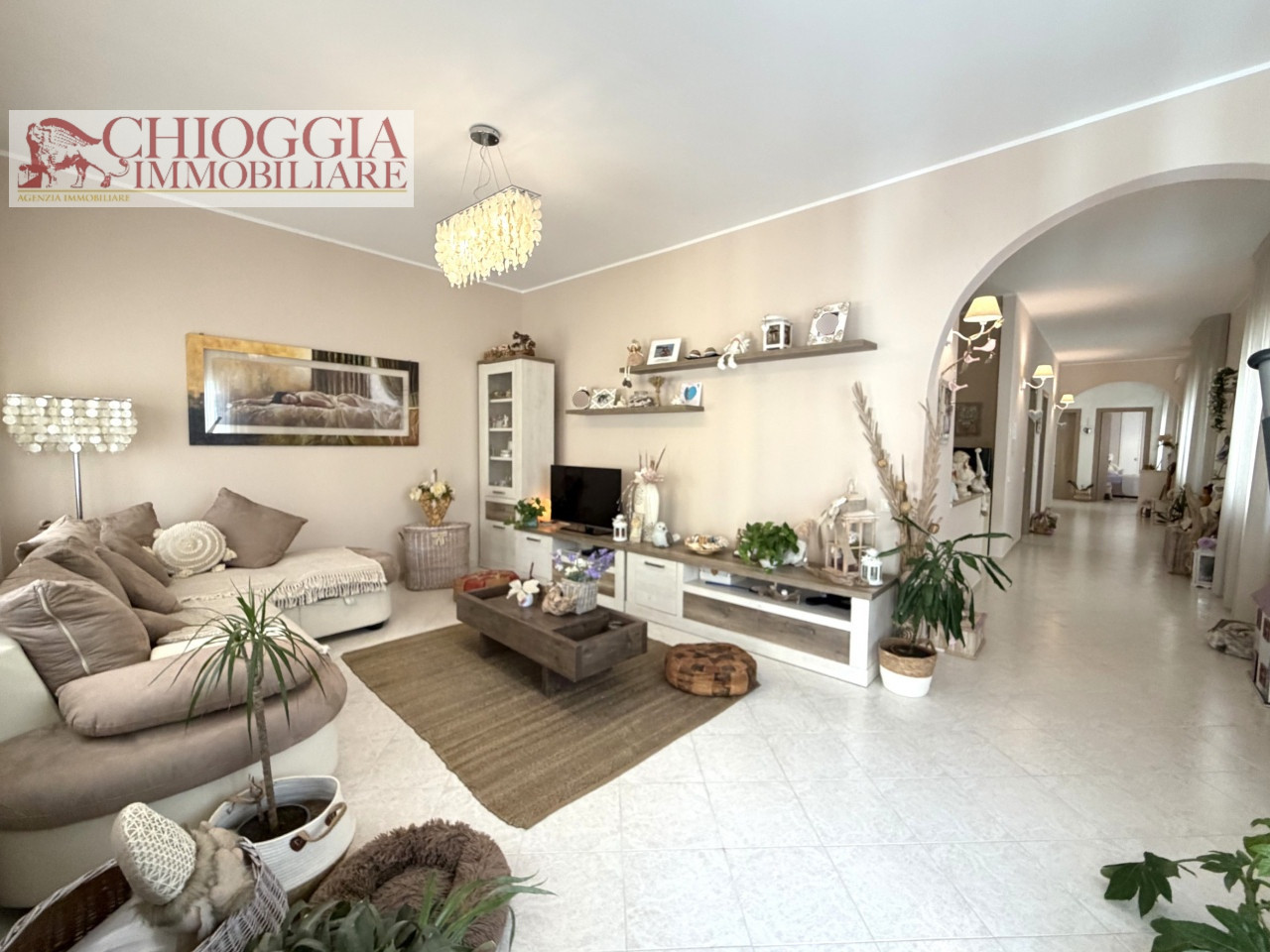 RIF.849 – SOTTOMARINA CENTRO, 130 mq CON INGRESSO INDIPENDENTE.