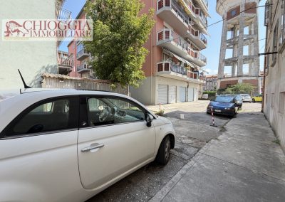 RIF.849 - SOTTOMARINA CENTRO, 130 mq CON INGRESSO INDIPENDENTE.