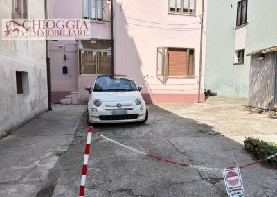 RIF.849 - SOTTOMARINA CENTRO, 130 mq CON INGRESSO INDIPENDENTE.