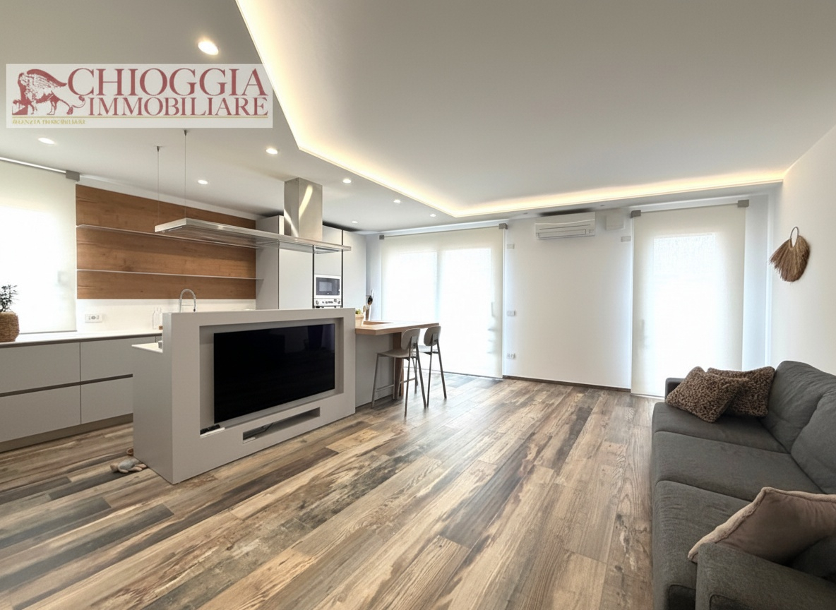RIF.92 – SOTTOMARINA, 95 mq RISTRUTTURATO. Euro 295.000.