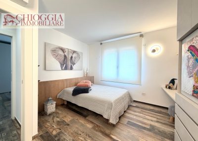 RIF.92 - SOTTOMARINA, 95 mq RISTRUTTURATO. Euro 295.000.