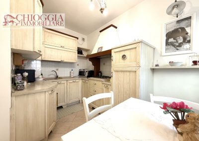 RIF.155 - SOTTOMARINA, CASA SINGOLA. Euro 318.000.