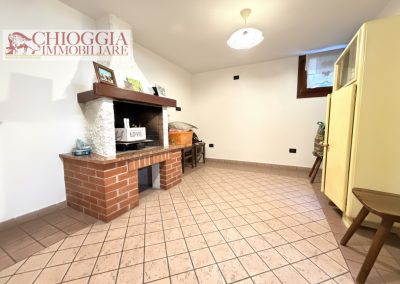 RIF.155 - SOTTOMARINA, CASA SINGOLA. Euro 318.000.