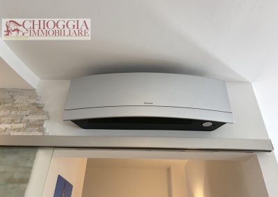RIF.164-SOTTOMARINA, APPARTAMENTO RISTRUTTURATO DI 90m. CON TERRAZZO E GARAGE