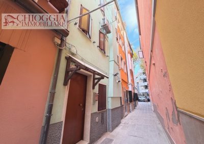 RIF.177 - SOTTOMARINA CENTRO, CASA INDIPENDENTE. Euro 198.000.