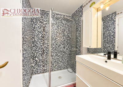 RIF.177 - SOTTOMARINA CENTRO, CASA INDIPENDENTE. Euro 198.000.