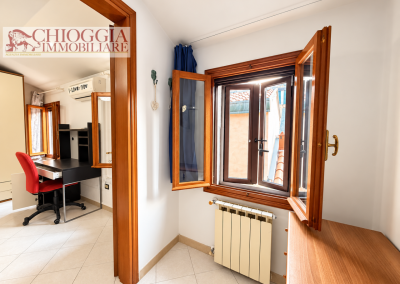 RIF.177 - SOTTOMARINA CENTRO, CASA INDIPENDENTE. Euro 198.000.