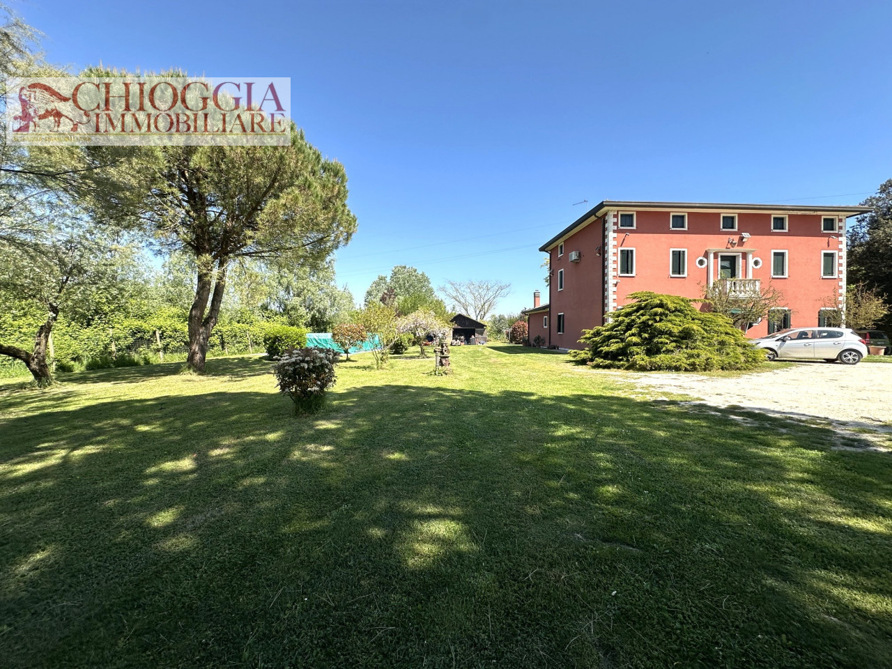 RIF.52 – VILLA VENETA CON GRANDE PARCO E ACCESSO AI CANALI