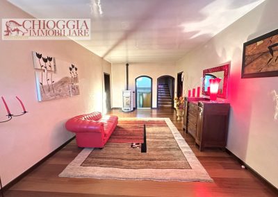 RIF.52 - VILLA VENETA CON GRANDE PARCO E ACCESSO AI CANALI